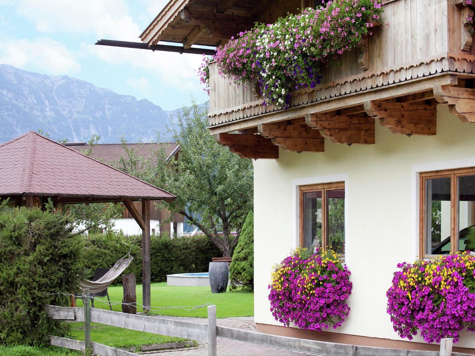 Alluring Apartment With Swimming Pool In Waidring Tyrol Exterior photo