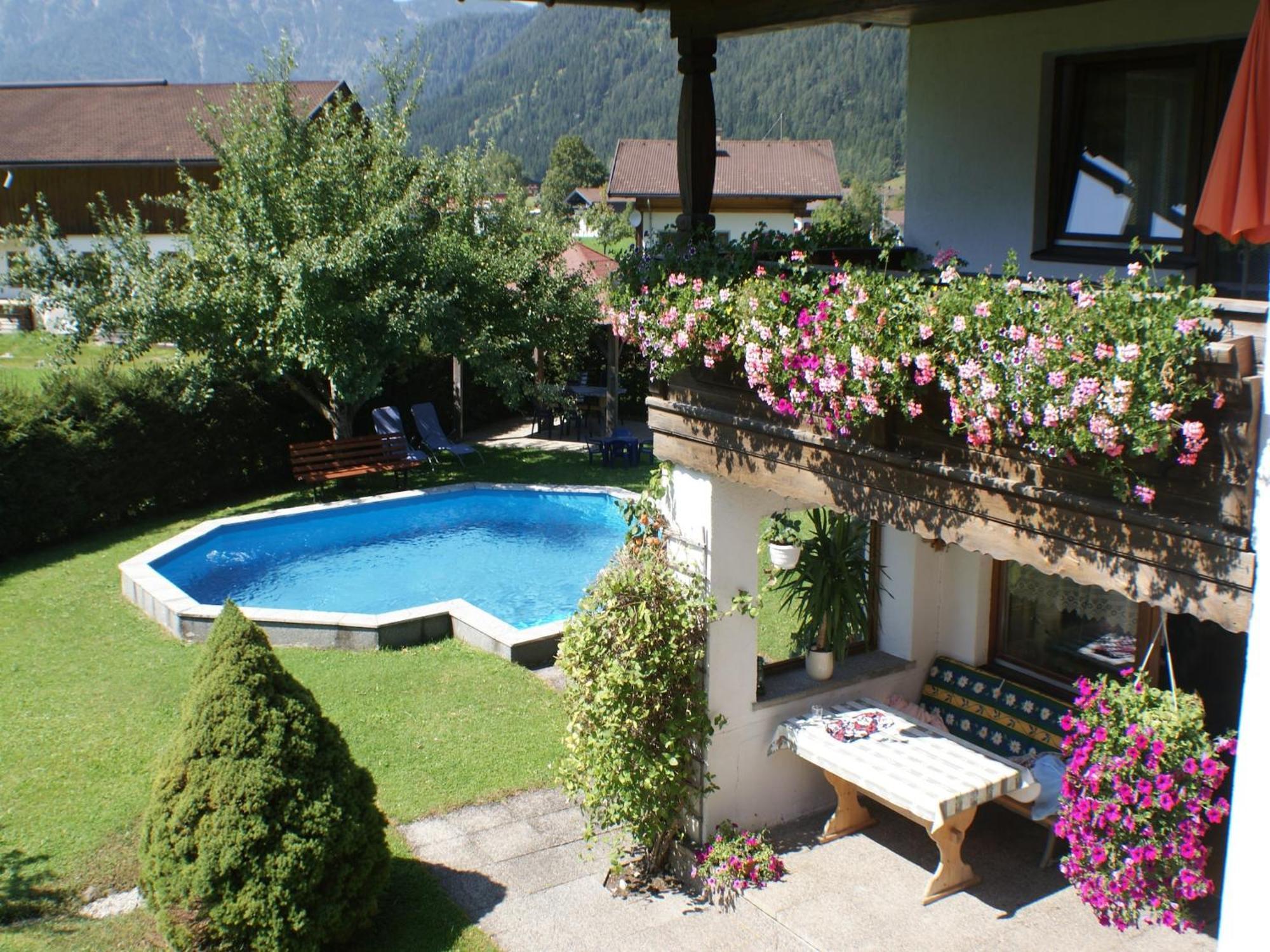 Alluring Apartment With Swimming Pool In Waidring Tyrol Exterior photo